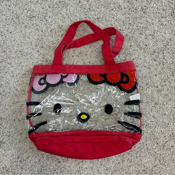 Hello Kitty Handbags - Hello Kitty Loungefly Heart Logo tote beach bag - hard to find!
